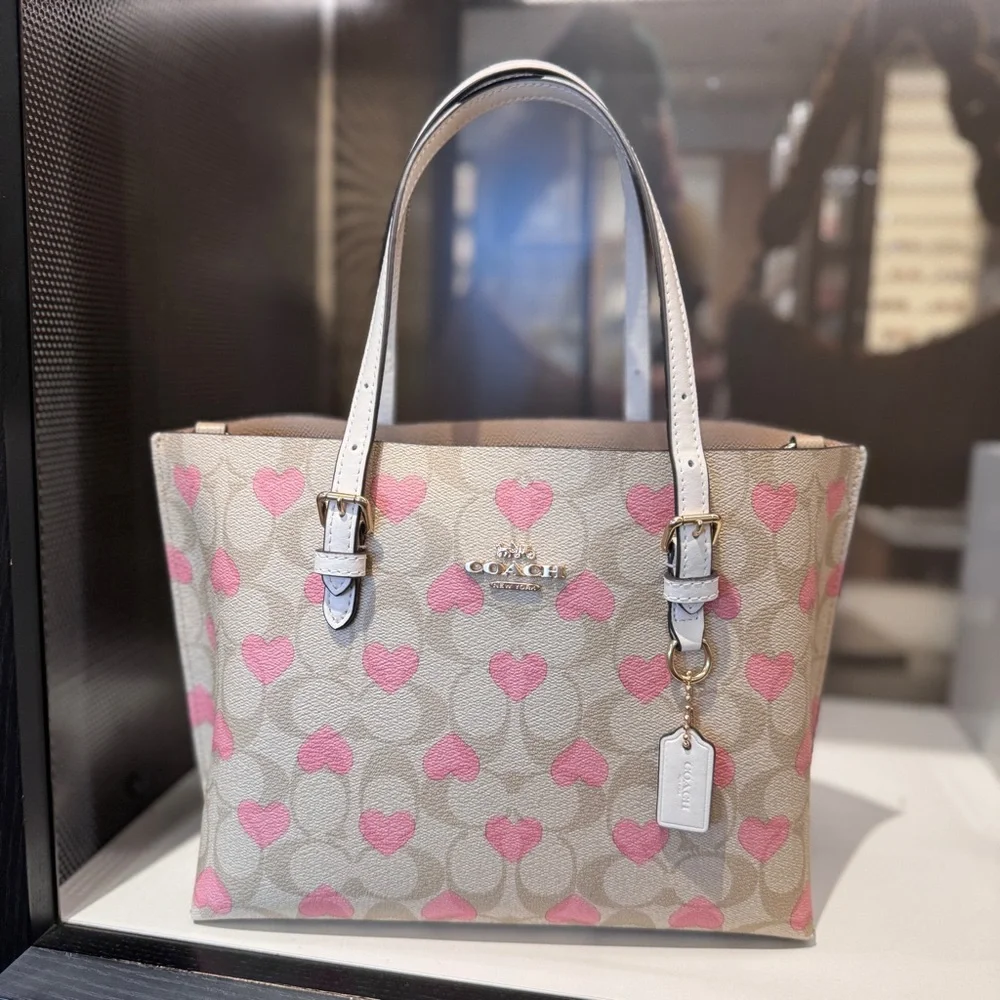 Coach Mollie Tote 25 In Signature Canvas With Heart Print CP057 - Picture 1 of 9
